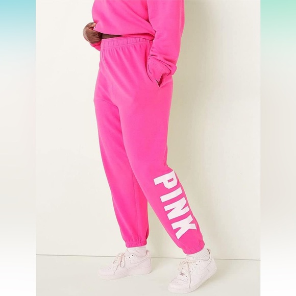 PINK Victoria's Secret Pants - NWT Victoria’s Secret PINK Campus Pant In Pink